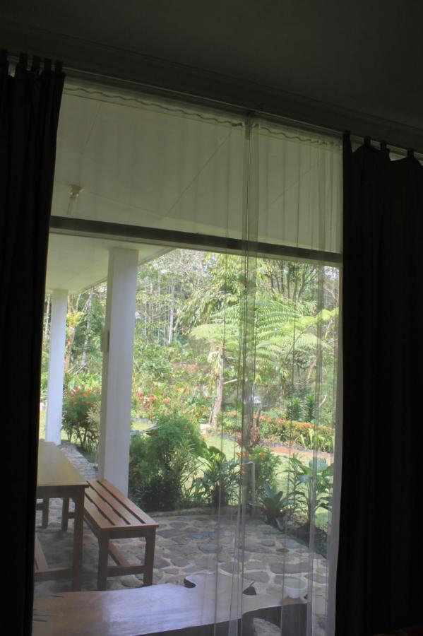 The Forest Villa Bogor Exterior photo